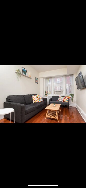 Building Photo - 187 Winthrop Rd