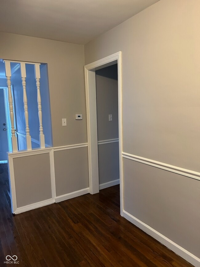 Building Photo - 4923 Carvel Ave