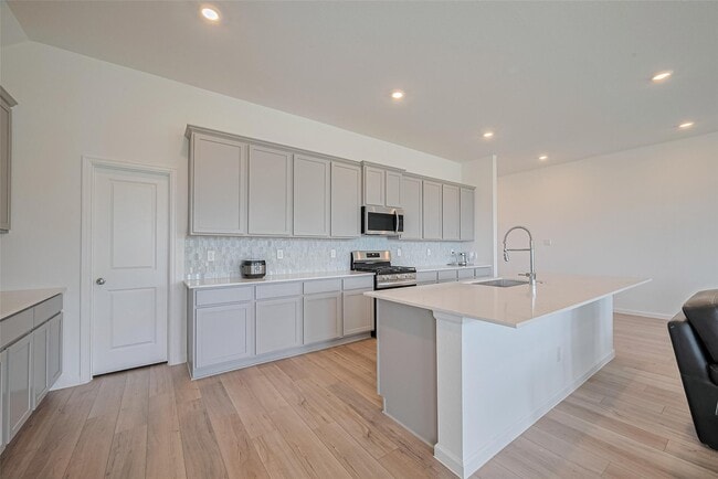 Building Photo - 2430 Dewford Fls Dr