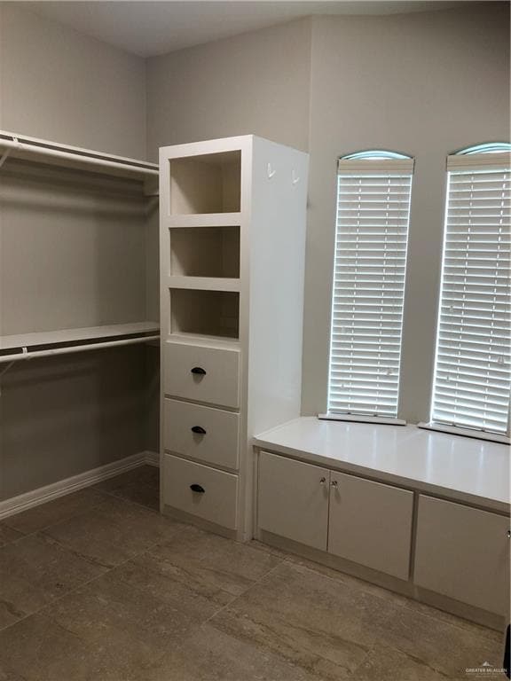 Building Photo - 25 Cornell Ave