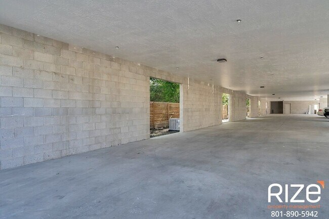 Building Photo - 3359 S 900 E
