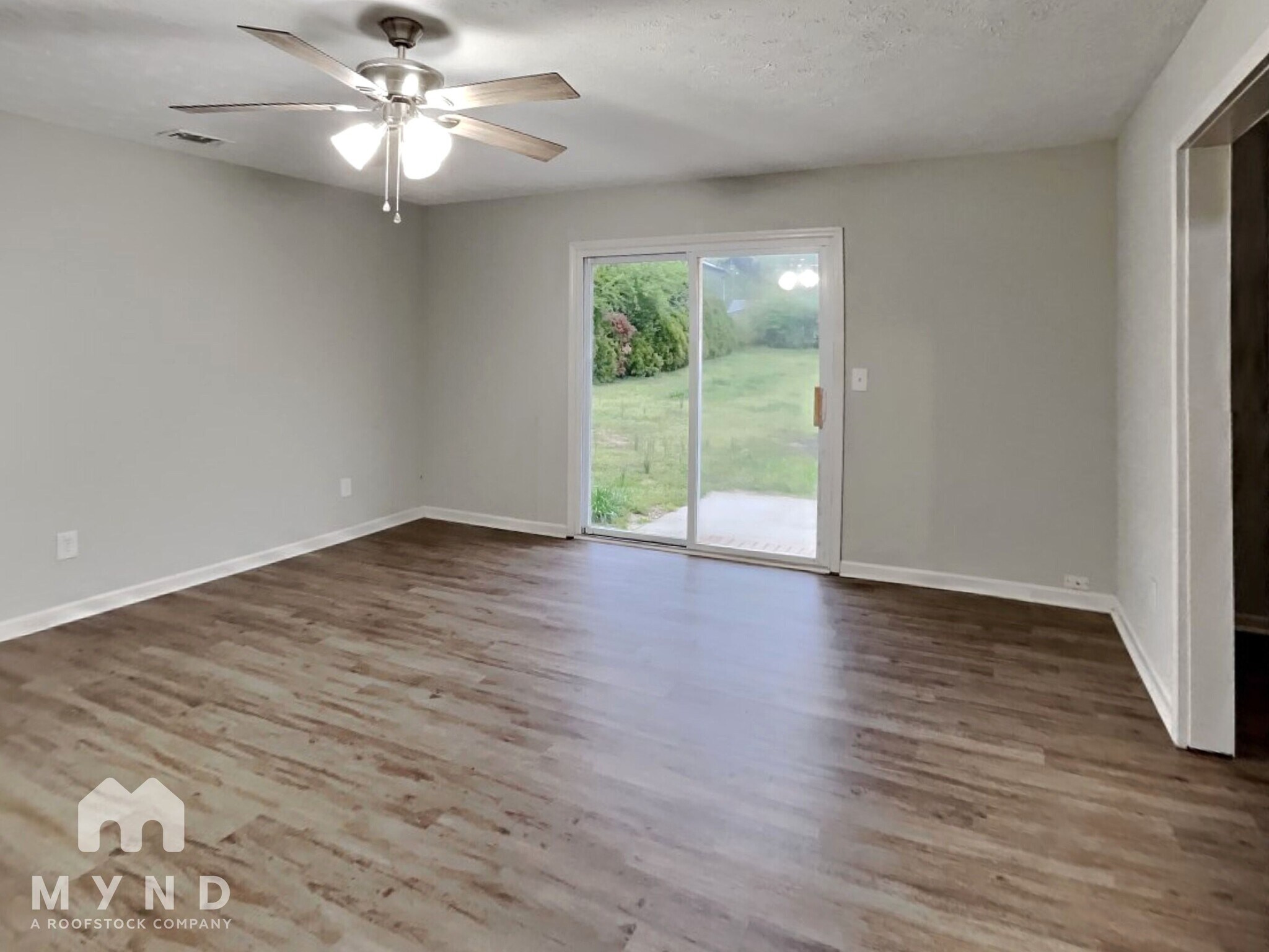 Building Photo - 2286 Briarwood Cir SW