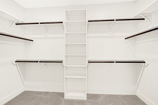 Building Photo - 659 Rd 5846