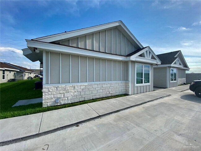 Building Photo - 23 Northridge Ave