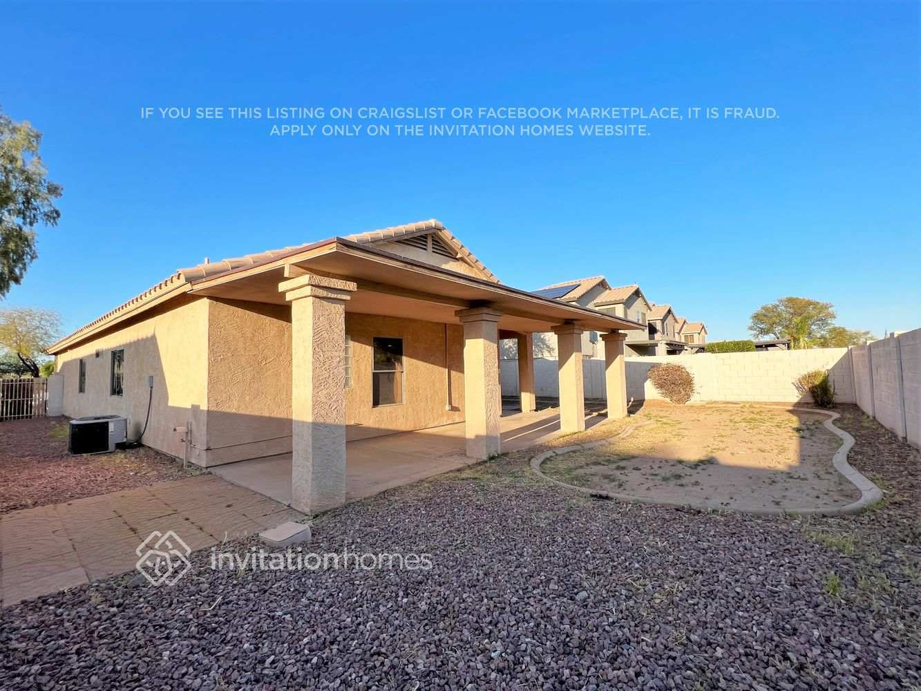 Building Photo - 6347 W Hilton Ave