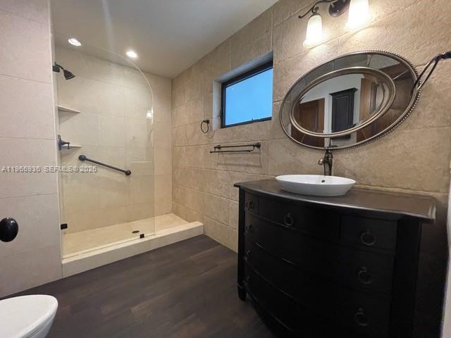 Building Photo - 721 Tibidabo Ave