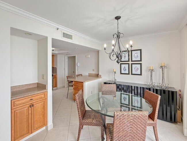 Building Photo - 5080 N Ocean Dr