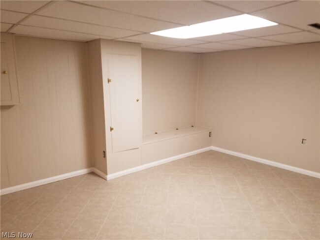 Building Photo - 1807 Higby Dr