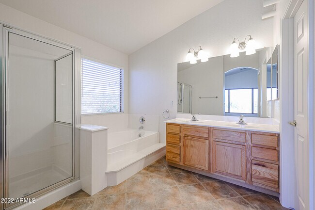 Building Photo - 11944 S 175th Ln