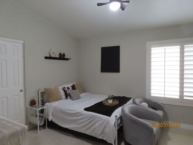Building Photo - 2 Bedroom 2 Bath in Coyote Lakes