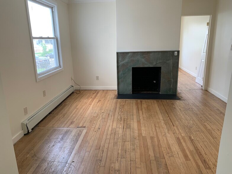 Building Photo - 424 Dixwell Ave