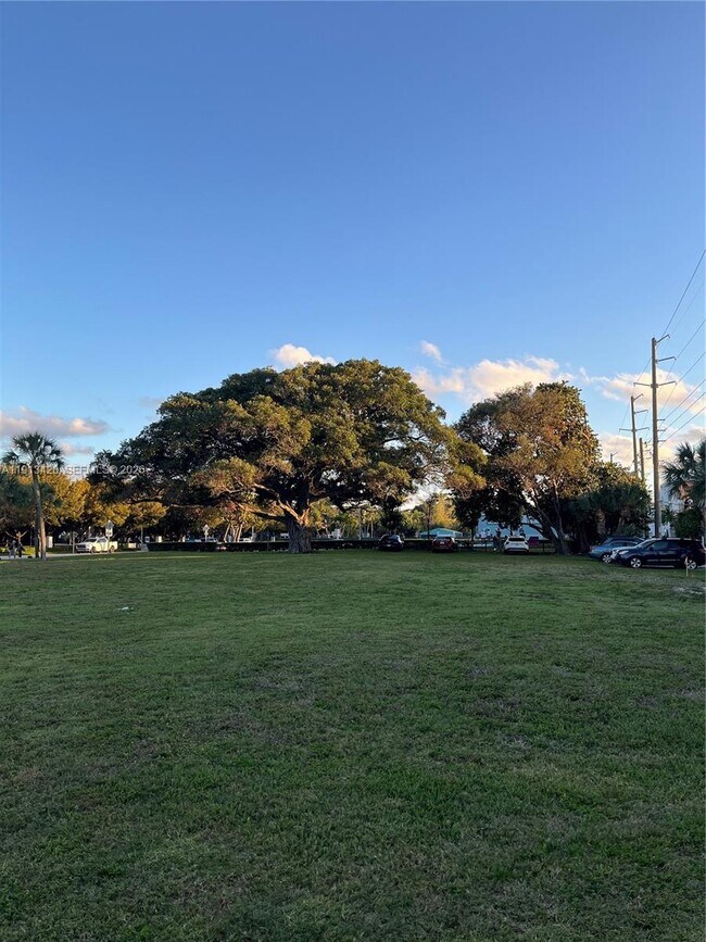 Building Photo - 8233 Harding Ave