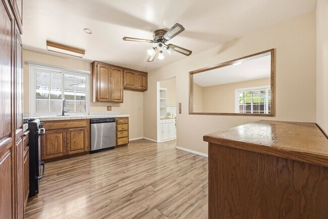 Building Photo - Spacious 4BD 2BA House With Perfect Private Backyard and Solar Panels  in Simi Valley