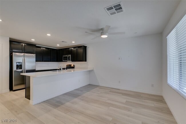 Building Photo - 6254 Foxes Dl St