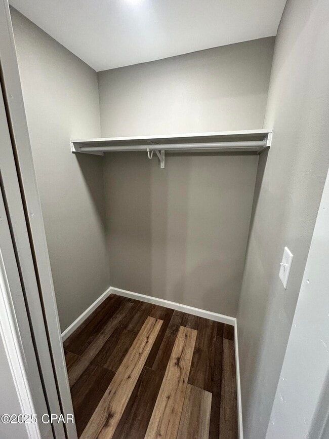 Building Photo - 6522 Olokee St