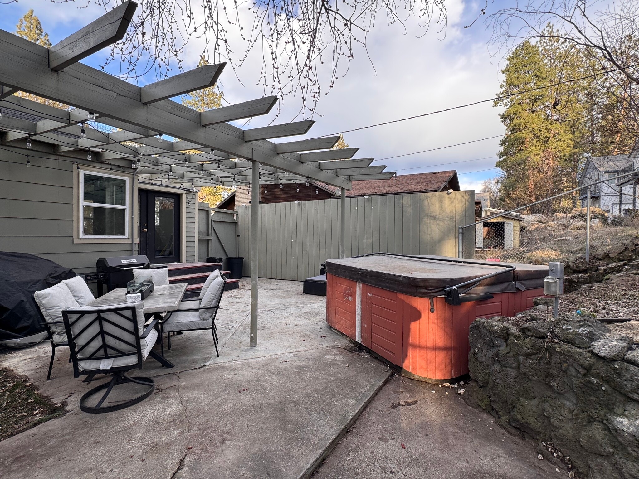 Building Photo - 3402 E 17th Ave