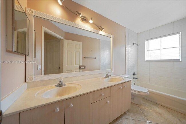 Building Photo - 4312 Laurel Ridge Cir