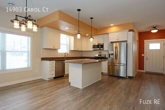 Building Photo - 14903 Carol Ct