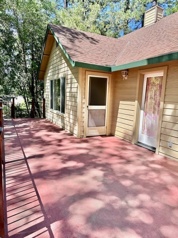 Building Photo - 122 Sterling Ct