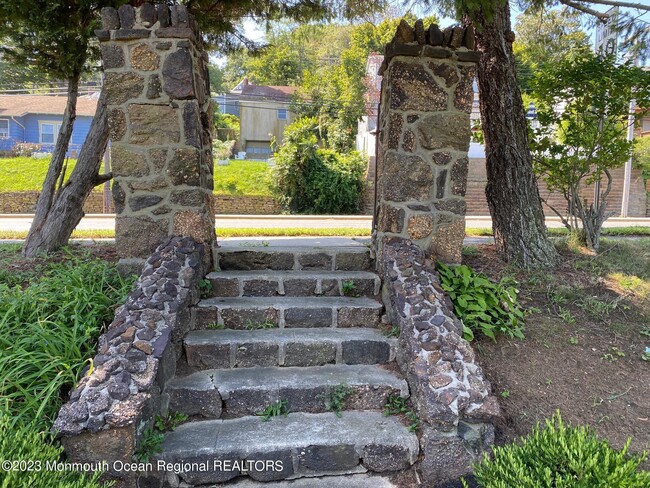 Building Photo - 52 Navesink Ave