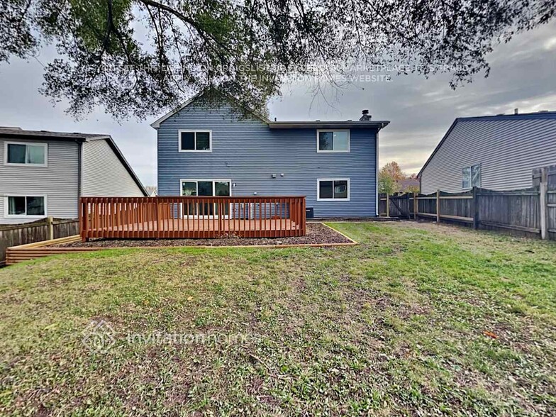 Building Photo - 688 Packard Dr