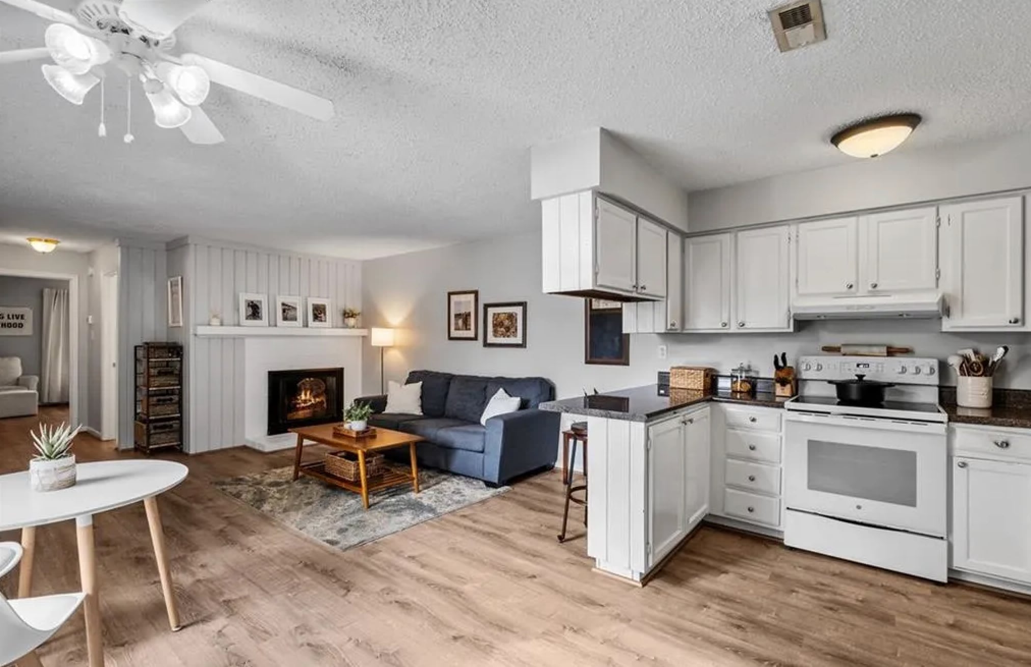 Building Photo - 1156 Ocean Pebbles Way