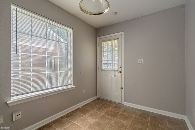 Building Photo - 3 br, 2.5 bath House - 7981 Marsha Woods D...