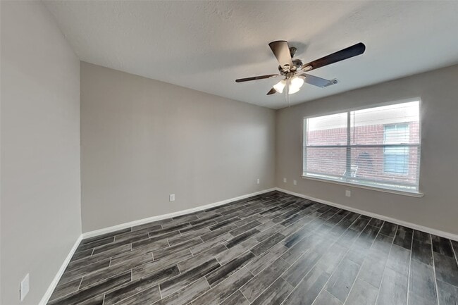 Building Photo - 4959 Sentry Woods Ln