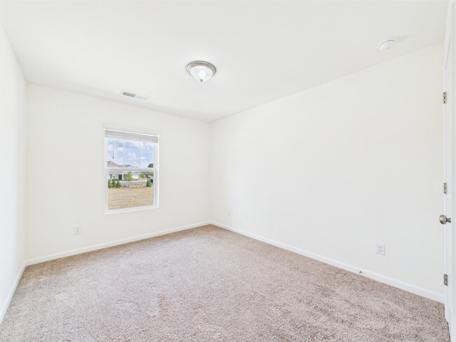 Building Photo - 2843 Yeager Dr NW
