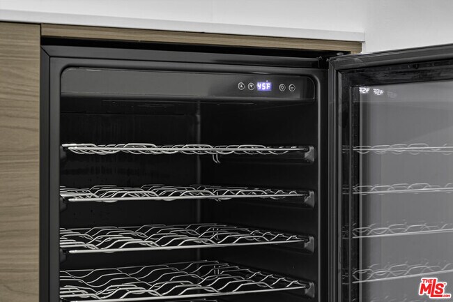 Building Photo - 10630 Wilkins Ave