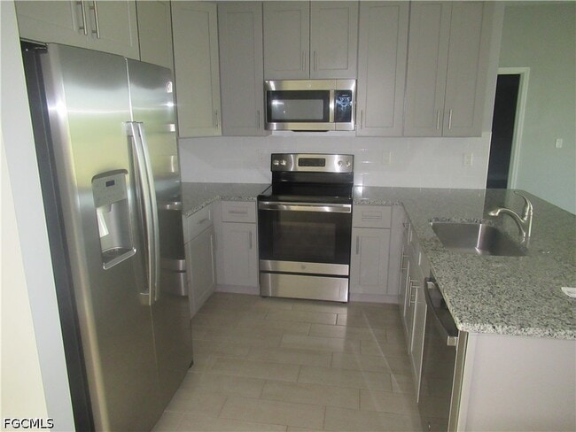 Building Photo - 3241 NW 41st Pl