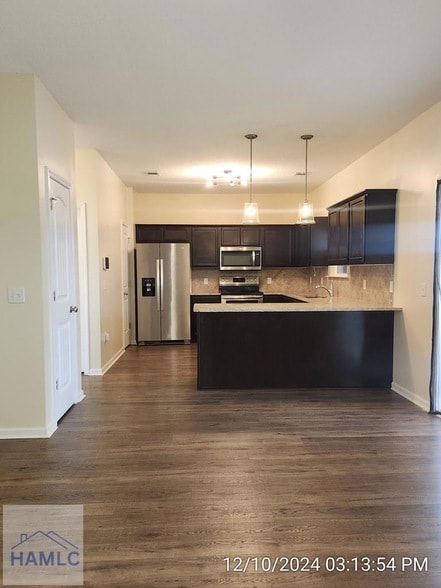 Building Photo - 73 Labrador Ln