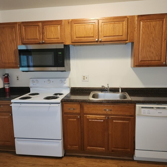 Building Photo - COMING SOON - BURN BRAE CONDOS