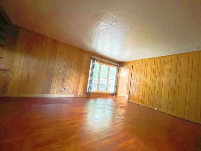 Building Photo - 309 Dorchester Rd