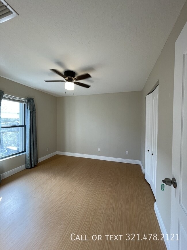 Building Photo - 611 Americana Blvd NE