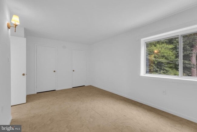 Building Photo - 12413 Braxfield Ct