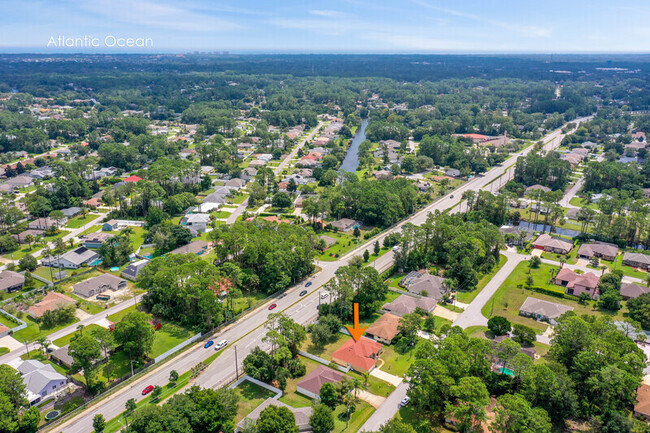 Building Photo - 121 Brownstone Ln