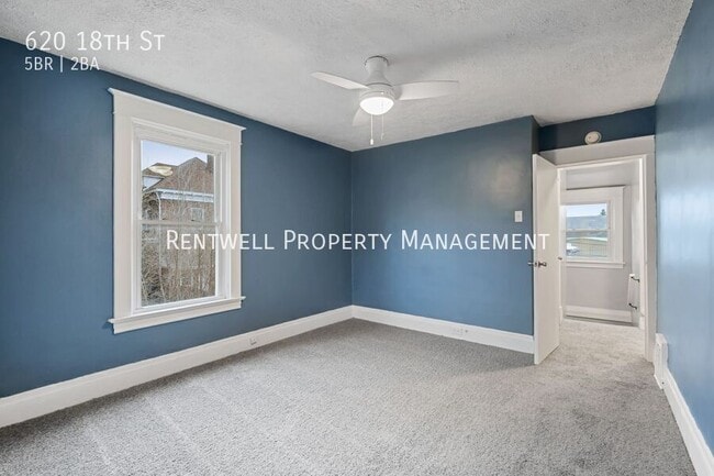 Building Photo - 620 18th St