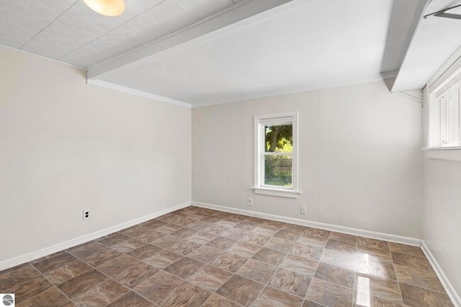 Building Photo - 8116 Ballard St