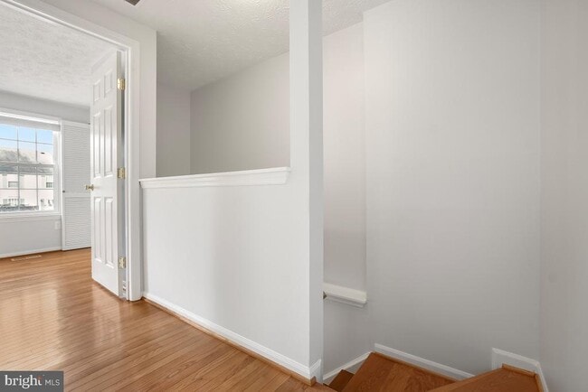 Building Photo - 529 Coral Reef Dr
