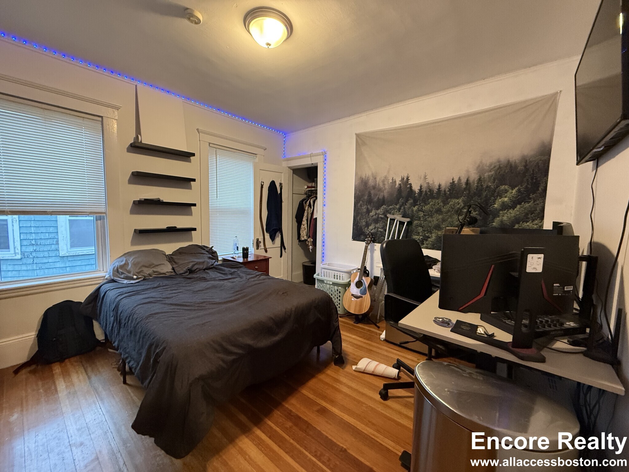 Building Photo - 39 Turner St