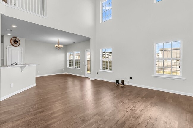 Building Photo - Meticulous 3 Bedroom Home in Lindera Prese...