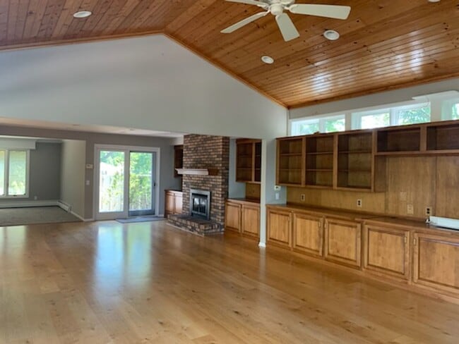 Building Photo - Beautiful 3 Bedroom Home in Middleton