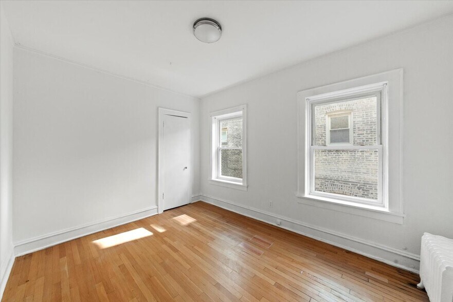 Building Photo - 120 Keeney St