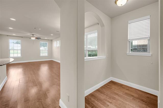 Building Photo - 3801 Quail Wood Dr