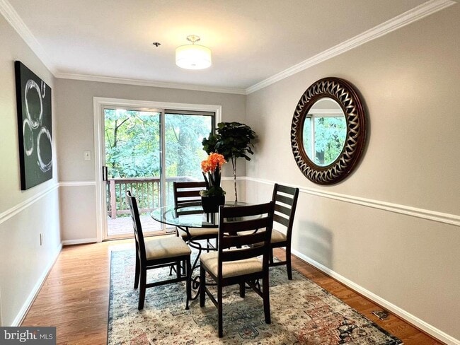 Building Photo - 2621 Chivalry Ct