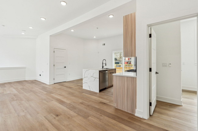 Building Photo - Brand New Apartments in Fishtown