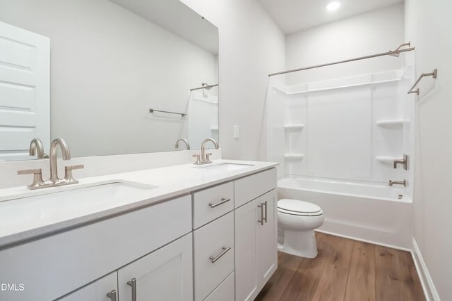 Building Photo - 1247 Shaw View Aly