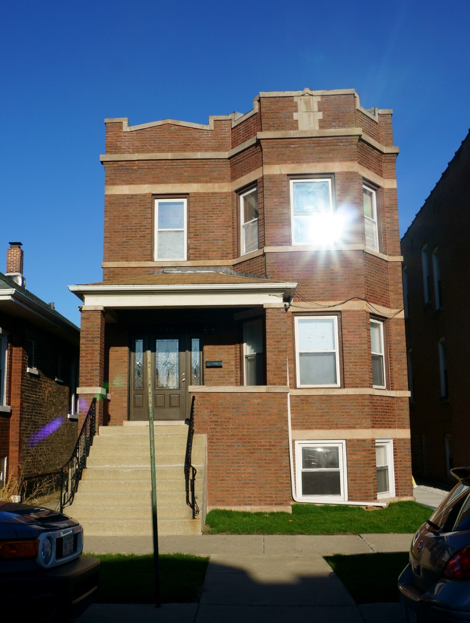 Building Photo - 2109 S 59th Ct