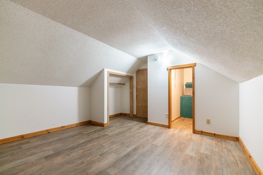 Upstairs bedroom. - 515 2nd St W